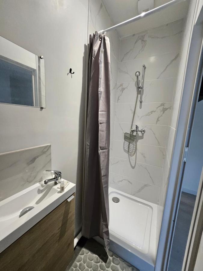 Agreable Studio De 16M2 Sans Kitchenette Неї-сюр-Марн Екстер'єр фото